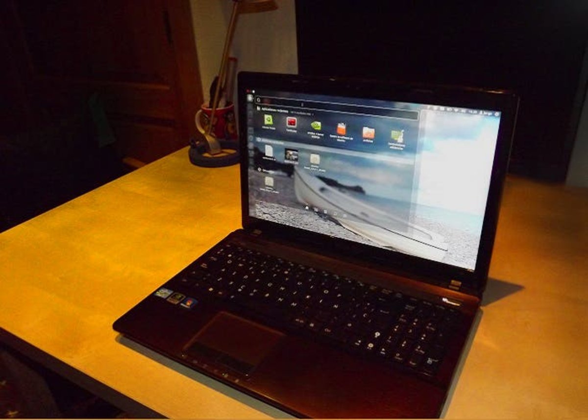 Ordenador portatil con Linux Ubuntu