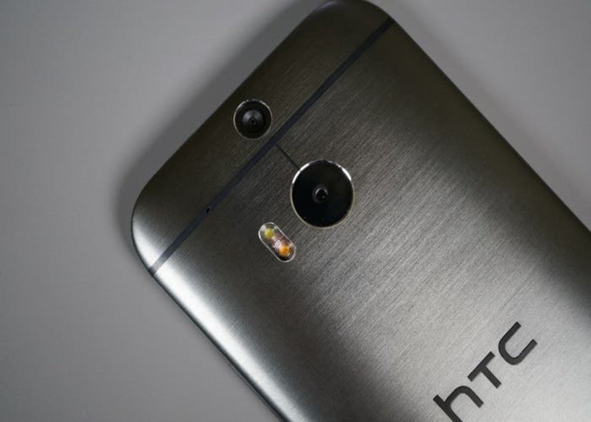 HTC One M8 Rear