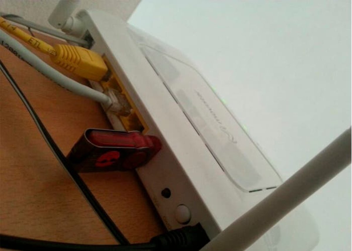 router-pendrive