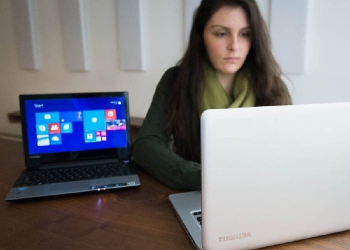w10