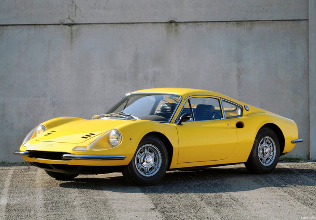 A subasta una colección de 13 Ferrari que te puede costar más de 15 millones de euros