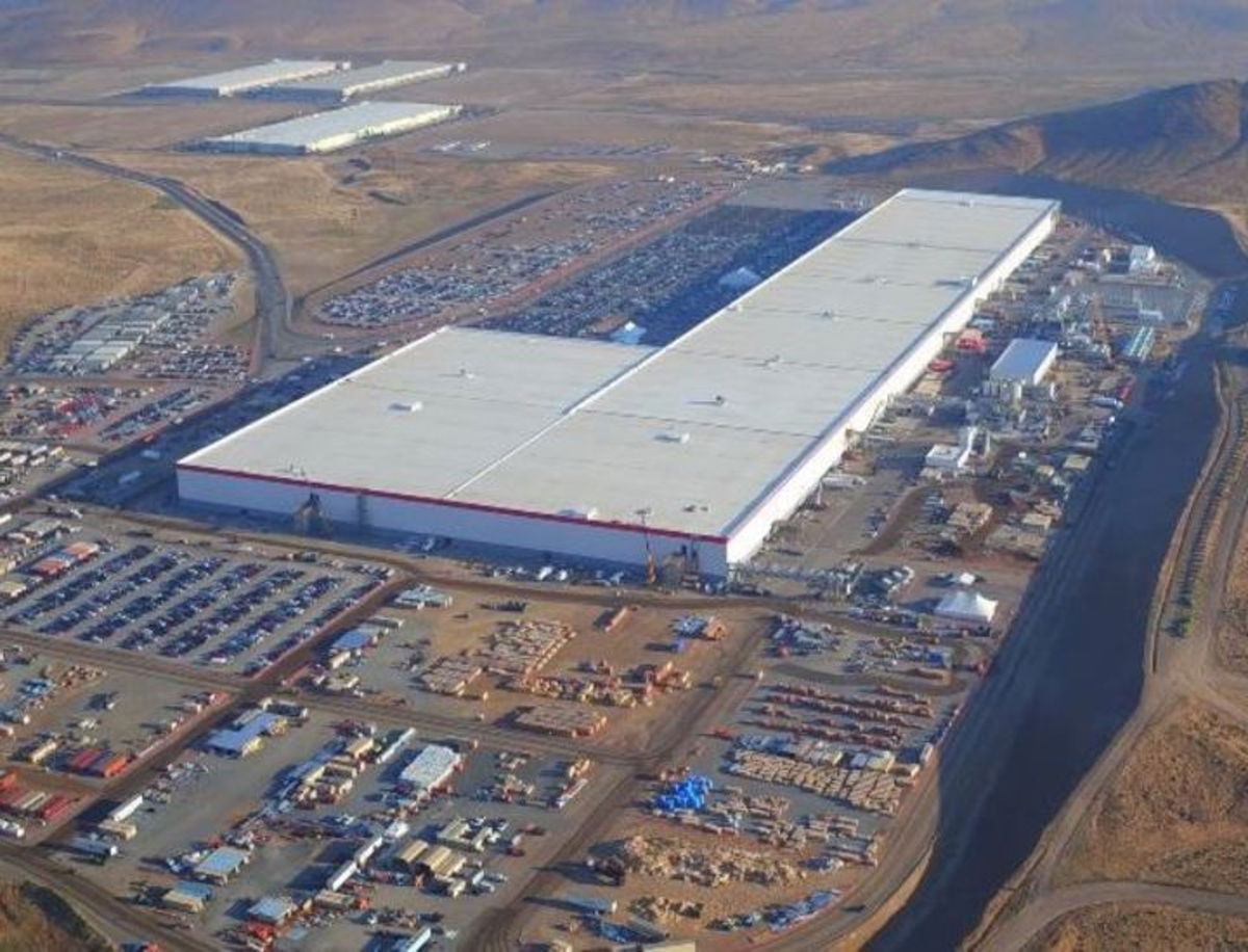 Cómo es la Gigafactory, la fábrica que lo es todo para Tesla