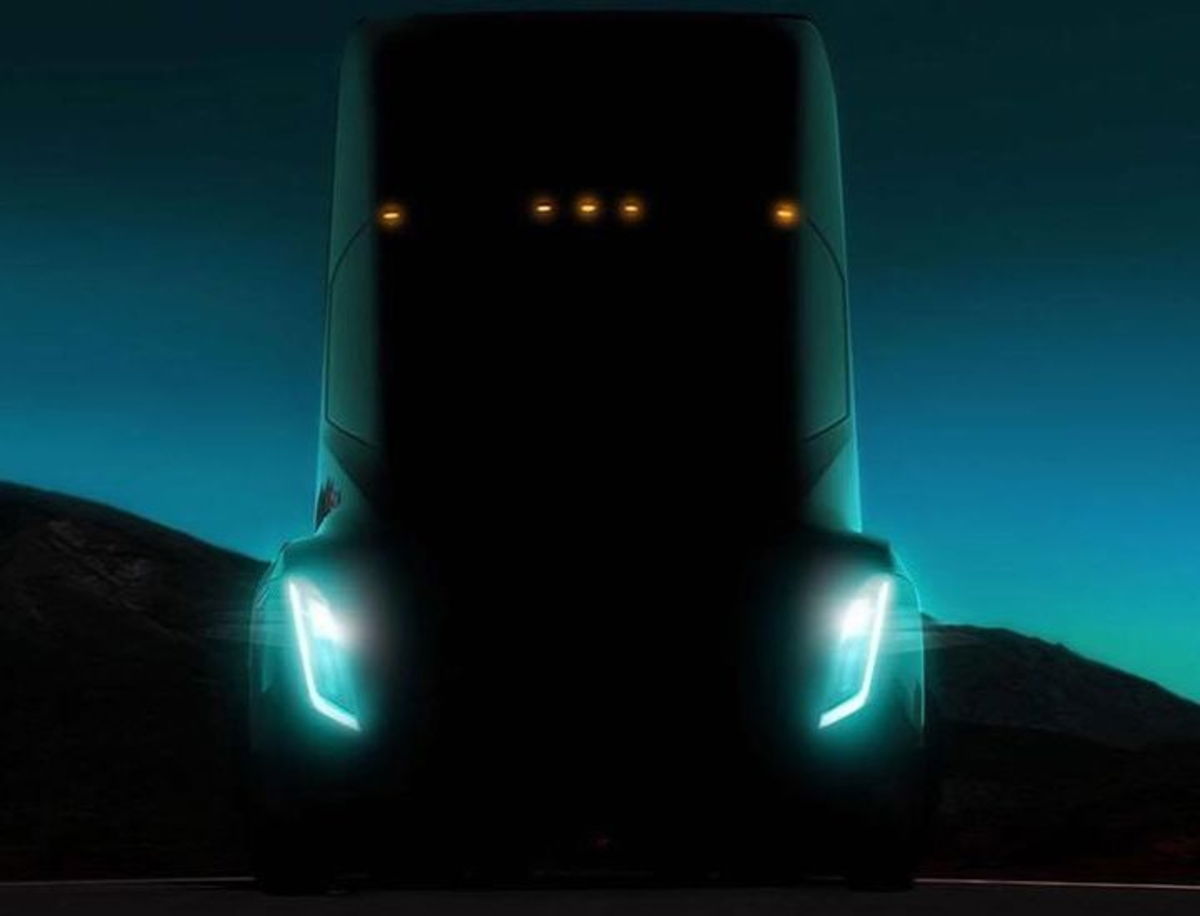 Tesla ya está preparando su propio camión autónomo para el transporte eficiente