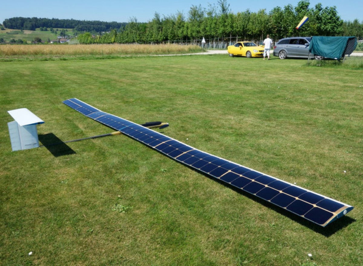 Un dron solar capaz de volar continuamente, ¿el futuro del transporte aéreo?