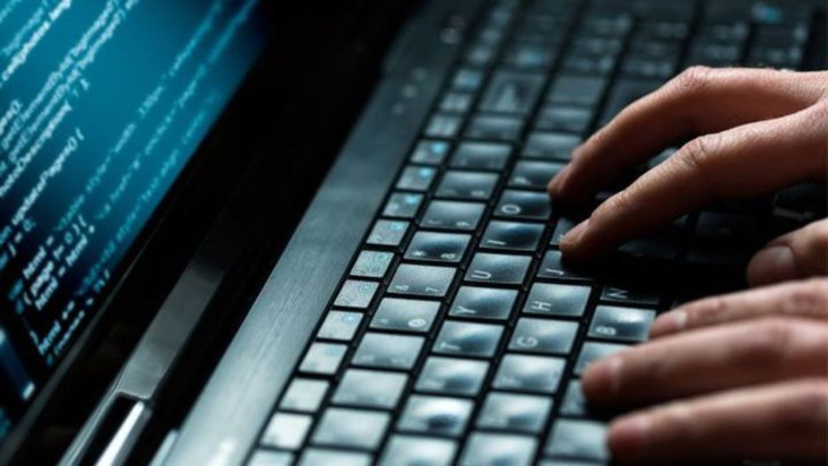 Las cárceles del futuro no son perfectas: 5 meses más por un error informático