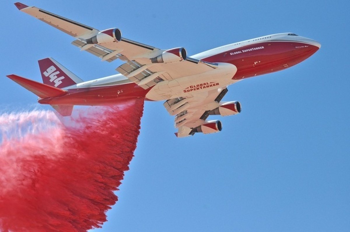 Así es el Boeing 747 que ayudará a apagar los incendios de California