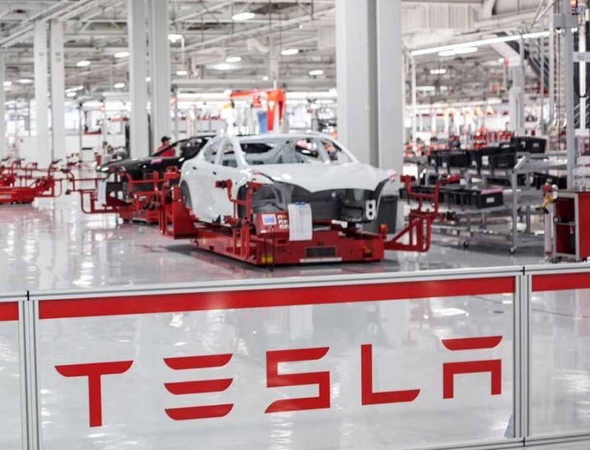 Tesla podría estar detrás de la escasez actual de baterías de los coches eléctricos