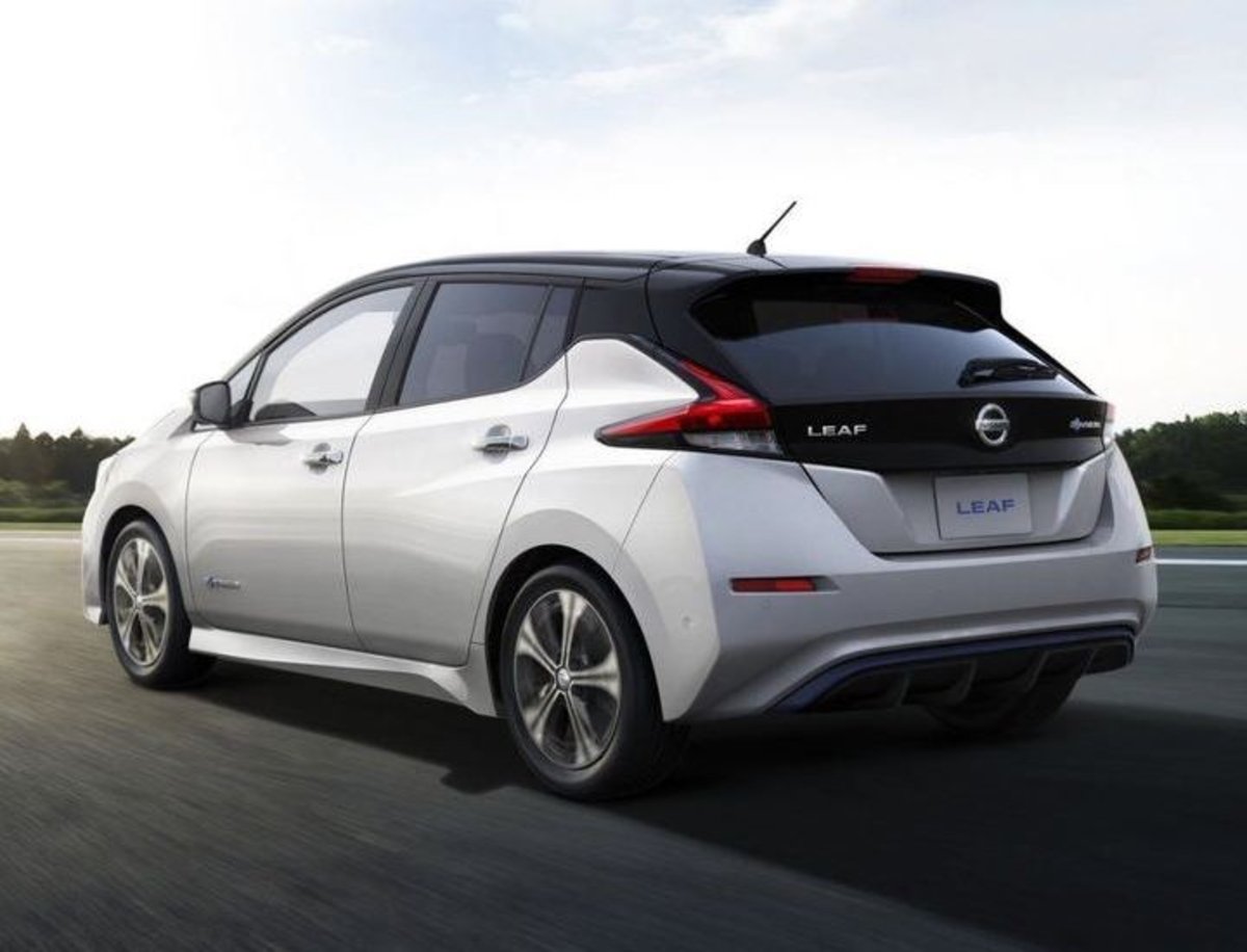Nissan ya tiene hasta 10.000 pedidos del nuevo LEAF, ¿estamos ante el nuevo Tesla Model 3?