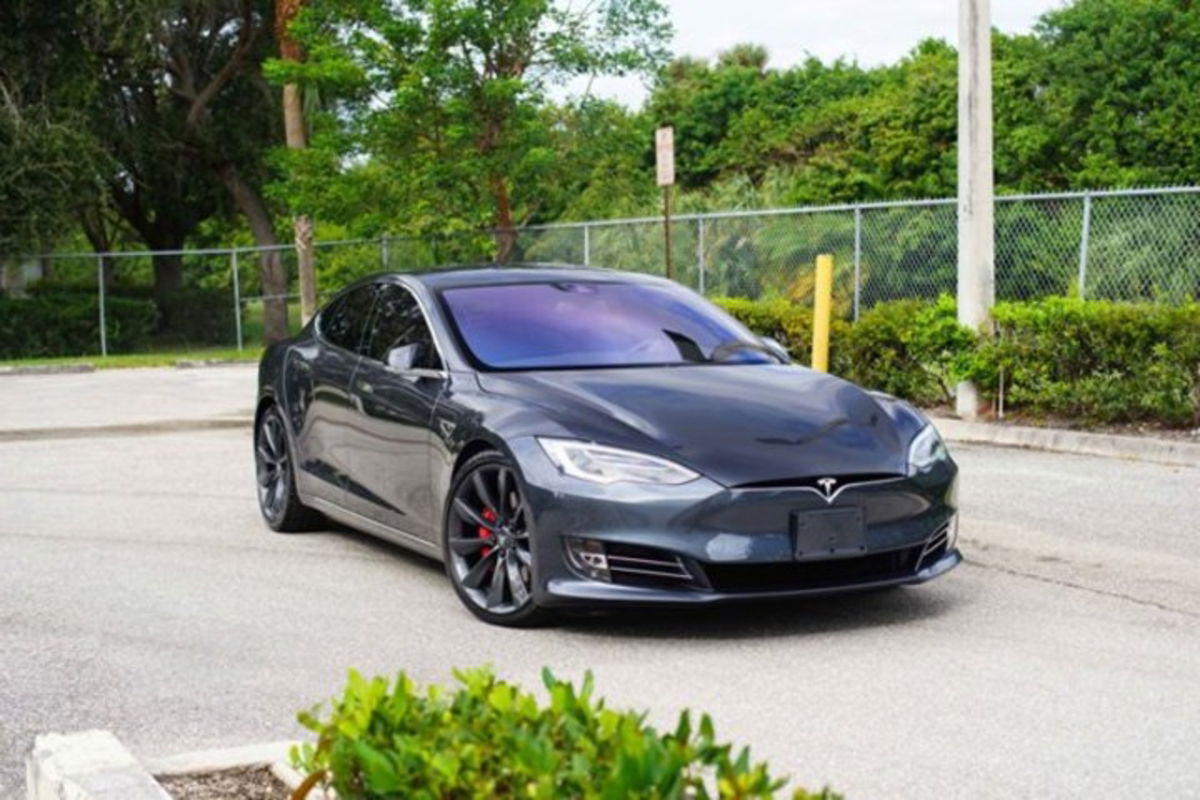 La característica más esperada en Tesla llegará muy pronto, así lo dice Elon Musk