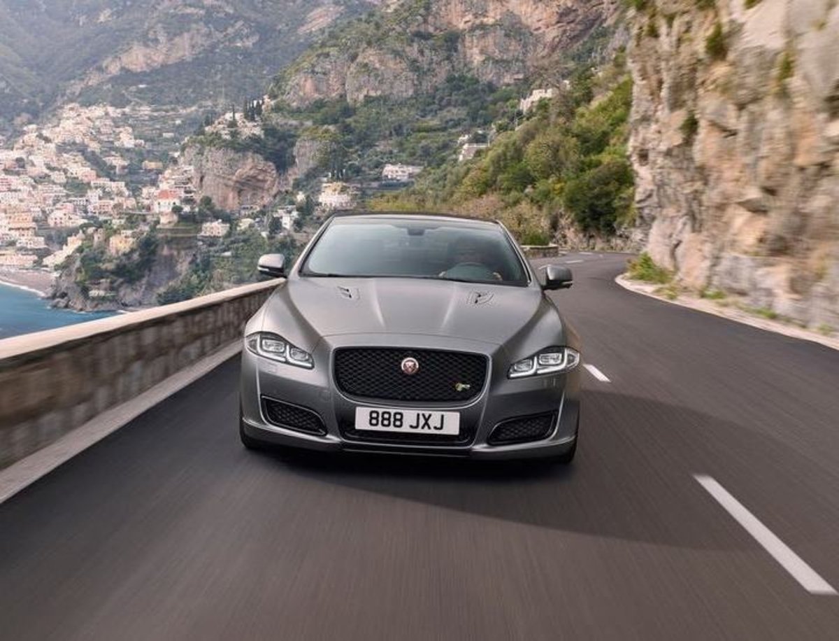 Jaguar podría presentar un XJ eléctrico que sería rival del Tesla Model S