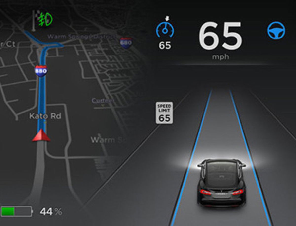 Tesla lanzará una actualización del Autopilot con mejoras en la función Autosteer
