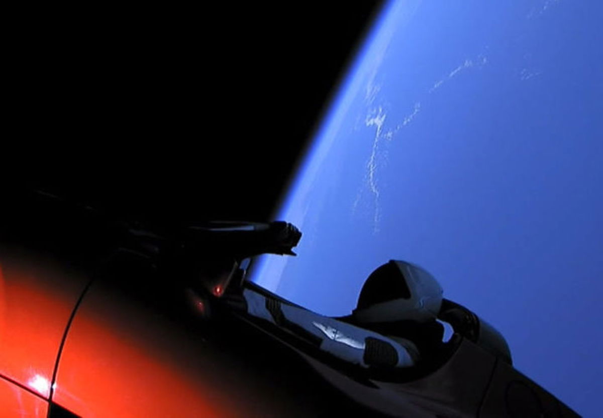 La historia animada de Elon Musk, el hombre más innovador en movilidad en el siglo XXI