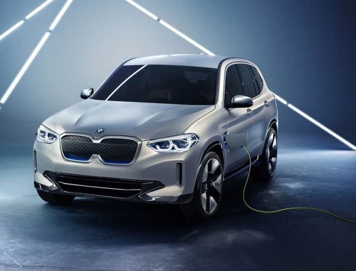 BMW ya sabe cuánto duran las baterías actuales de sus coches eléctricos