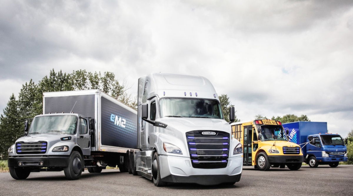 Daimler contraataca a Tesla en el mercado de la logística con un camión eléctrico