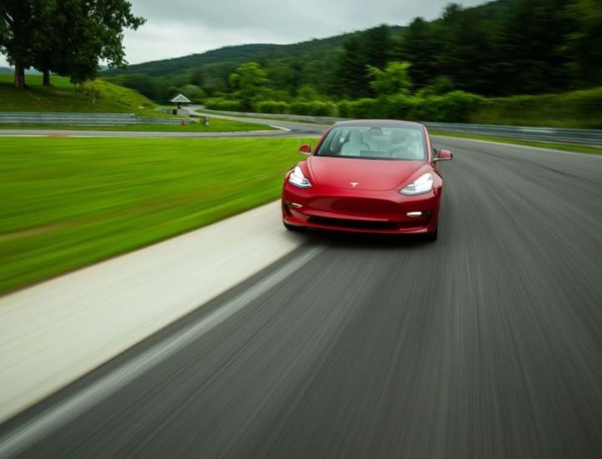 Tesla Model 3 Standard Range, por qué es una opción residual en el catálogo de la marca