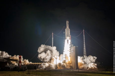 La historia del Ariane 5, el primer cohete europeo en llegar a las 100 misiones