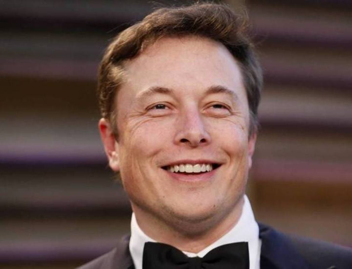 No, Elon Musk no ha dicho que esté a favor de implantar la semana laboral de 80 horas