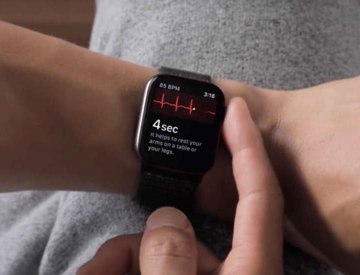 El electrocardiograma del Apple Watch Series 4 sí puede salvarte la vida