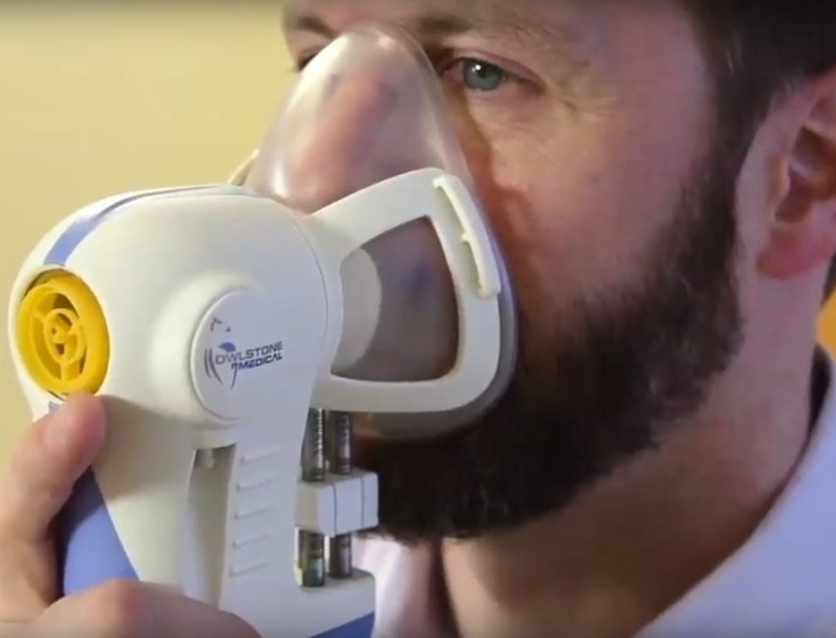 Breath Biopsy, así funciona el dispositivo que podría detectar el cáncer precozmente