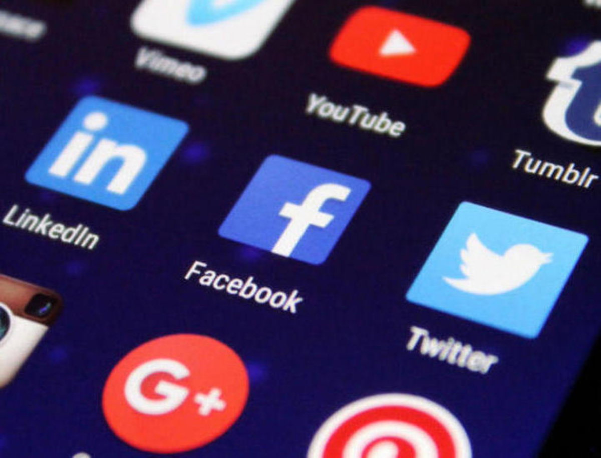 Así quiere saber Facebook en qué piensas en todo momento