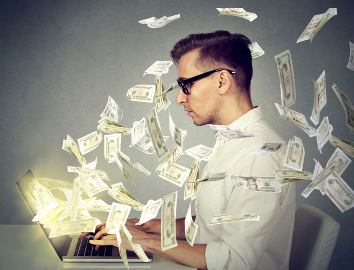Ceder tus datos digitales a cambio de dinero, así funciona la plataforma Mydatamood
