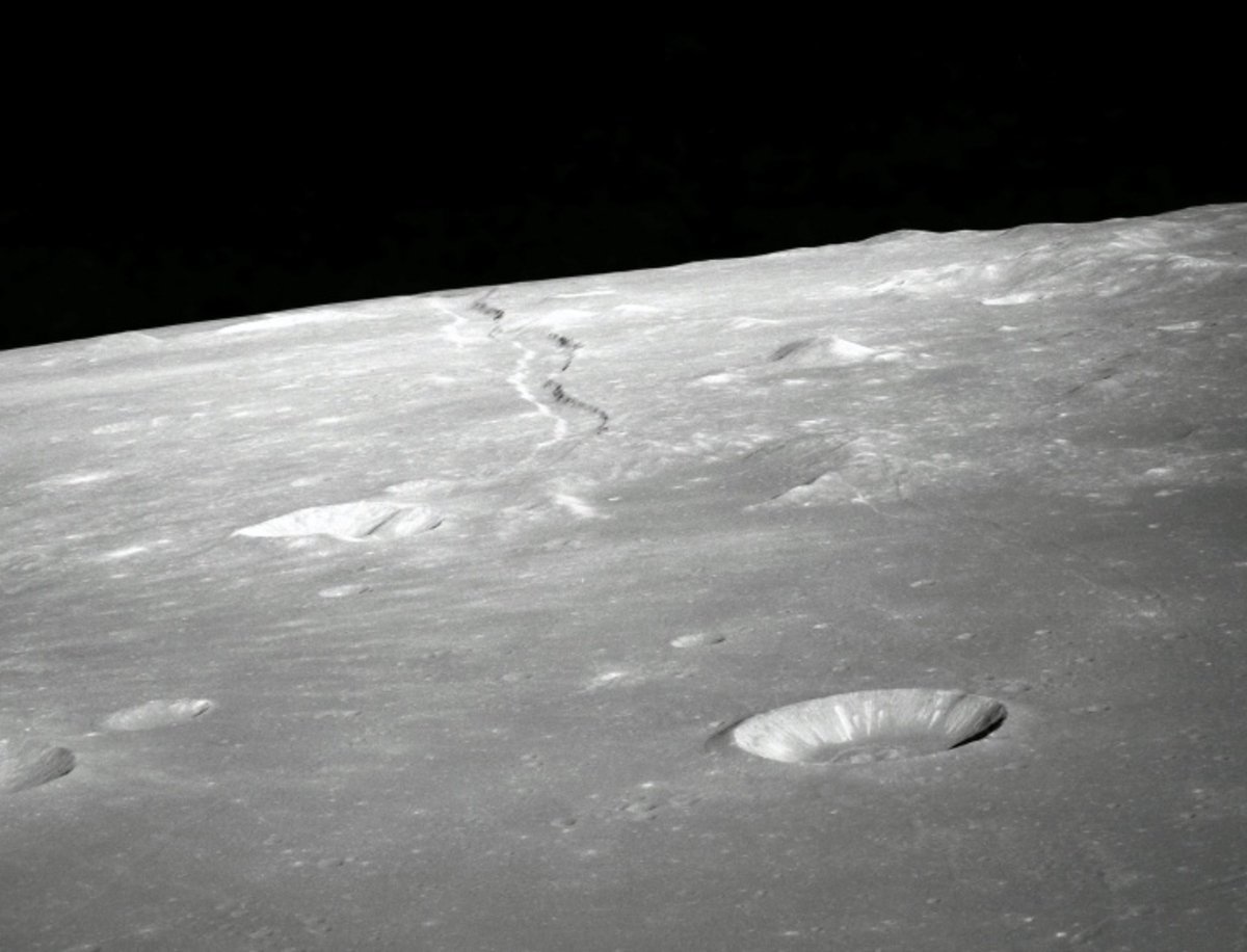 El nuevo descubrimiento en la Luna que nos hace plantear su origen de nuevo