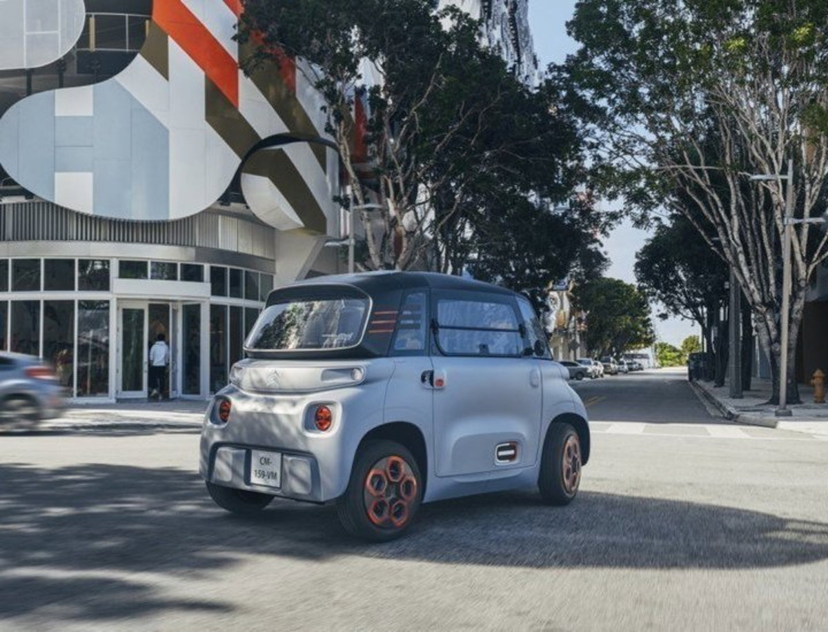 Citroën Ami, el coche eléctrico sin carnet para moverte por ciudad y poder aparcarlo fácil