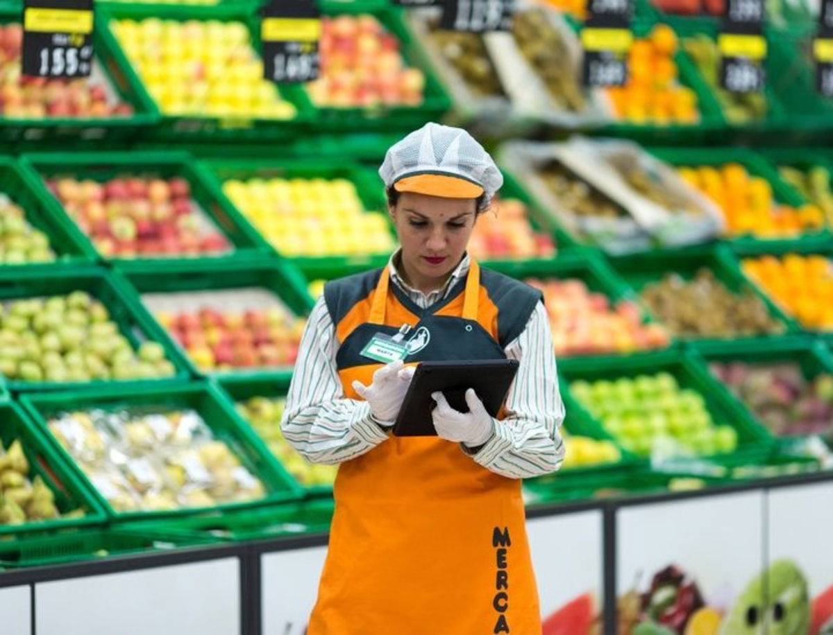 Mercadona evitará que personas con orden de alejamiento accedan a algunos de sus centros