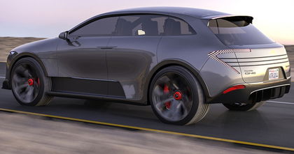 Humble One, el coche eléctrico con paneles solares desplegables cuando estaciona Humble One, el coche eléctrico con paneles solares desplegables cuando estaciona