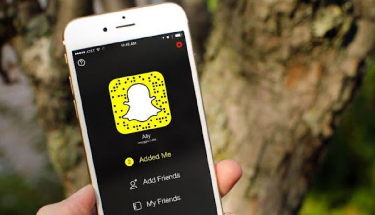 Cómo habilitar el modo oscuro en Snapchat para iOS