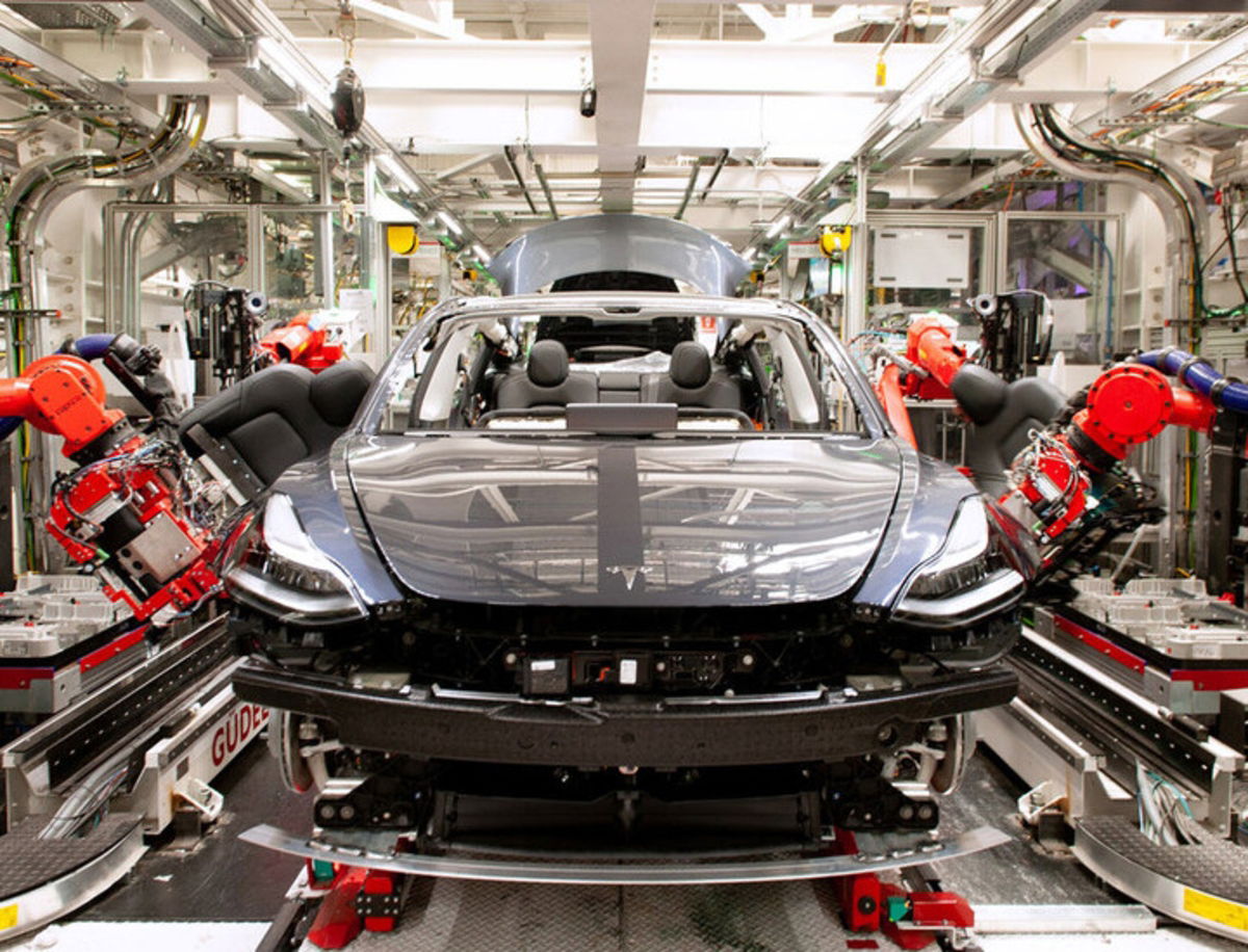 ¿Cuándo bajará el precio de los coches eléctricos? Estas son las diferentes teorías