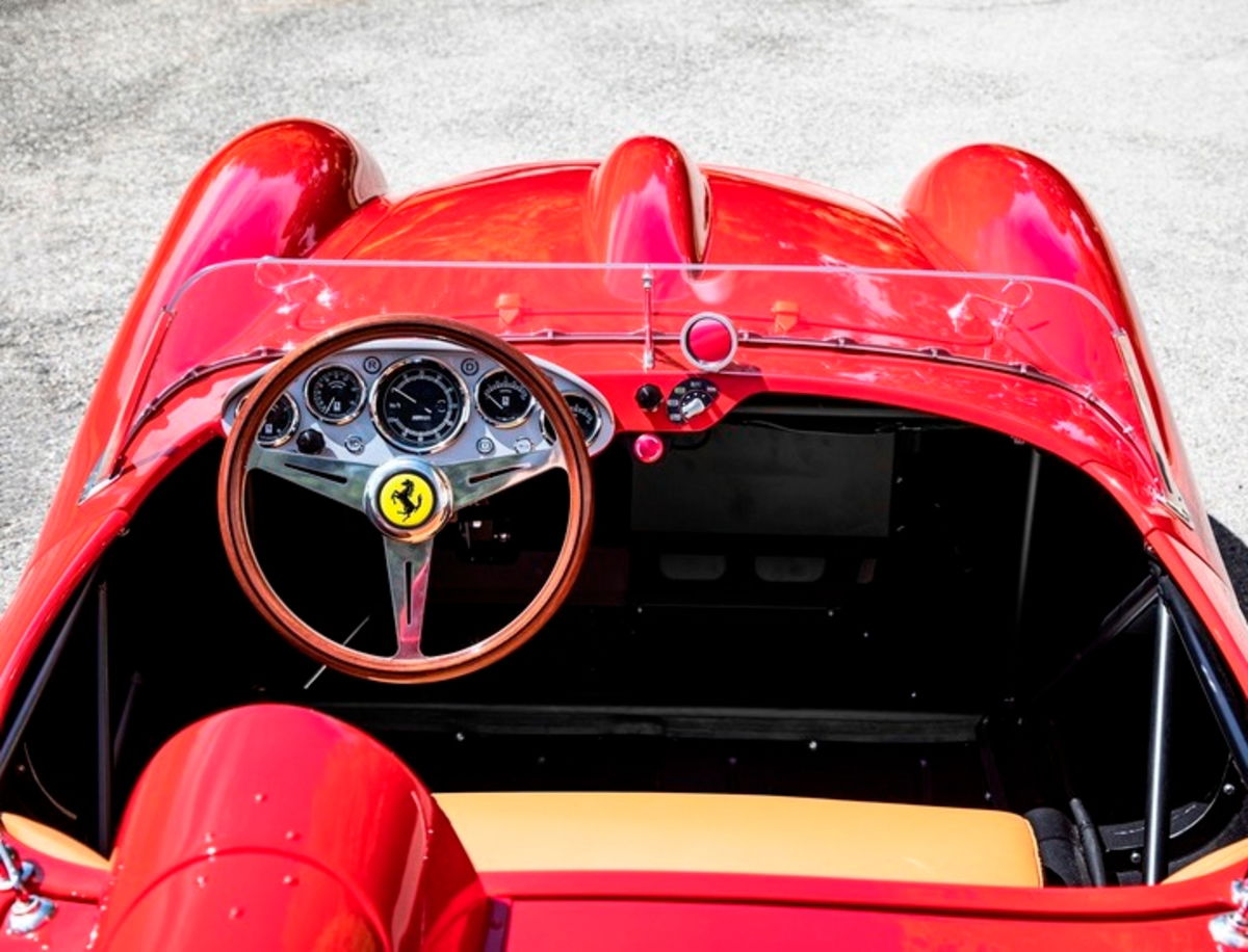 Testa Rossa J, la réplica de Ferrari eléctrica que se vende a más de 100.000 dólares