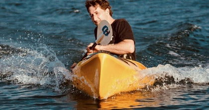eMogi, así es el primer kayak que incorpora su propio motor eléctrico integrado eMogi, así es el primer kayak que incorpora su propio motor eléctrico integrado