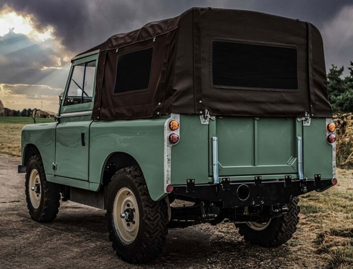 Land Rover Defender histórico, he aquí la demostración de que puede electrificarse