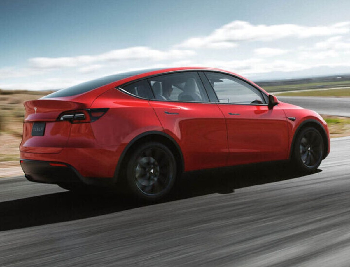Tesla estrena la producción del model Y con piezas de fundición delantera y trasera