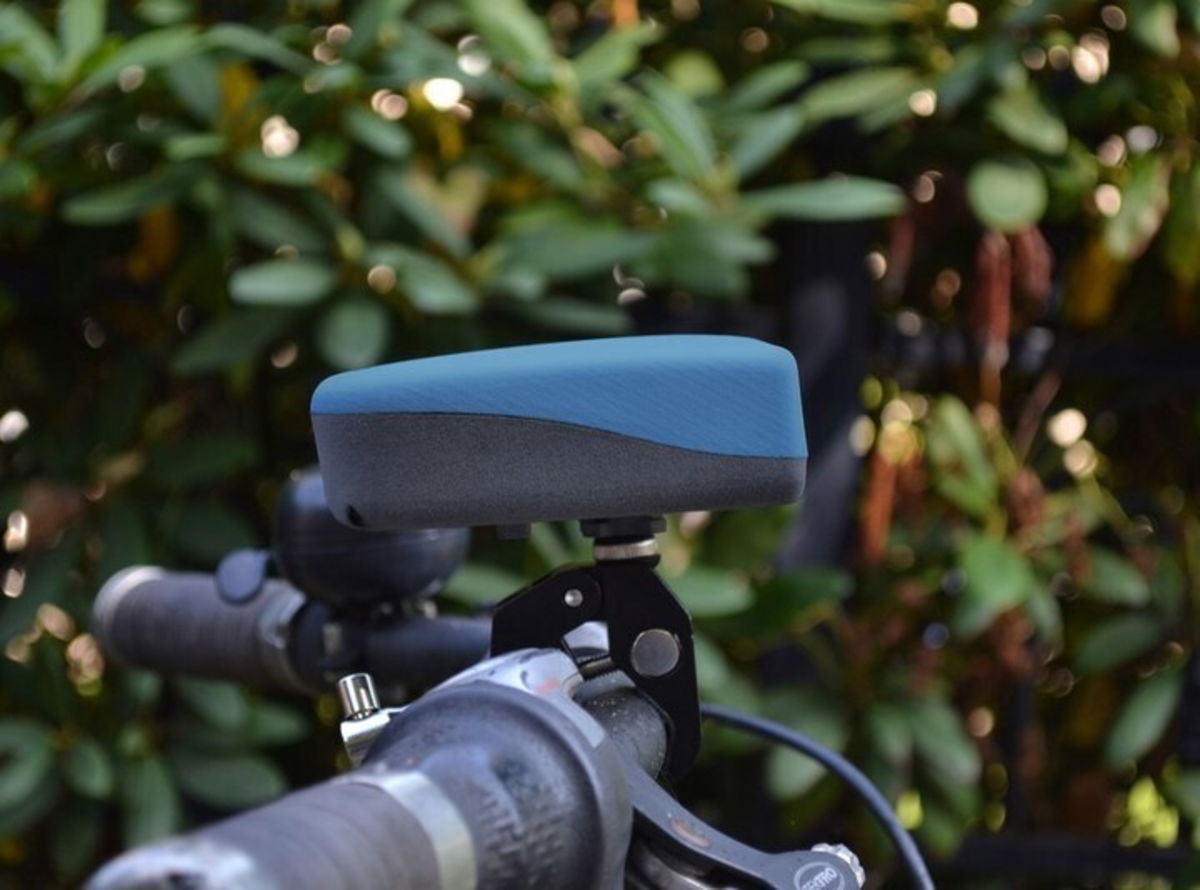 Air, el dispositivo para ciclistas que mide la calidad del aire por allá donde circulan