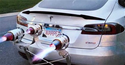 Un Tesla Model S P85D sí puede ser más rápido que un P100D, solo necesita motores a reacción