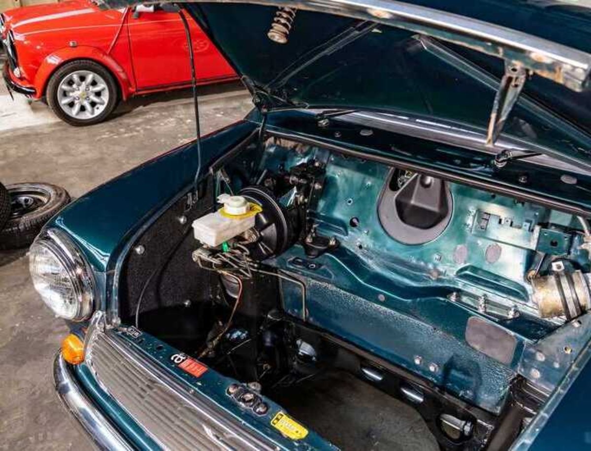 BMW launches program for classic Mini owner to electrify his iconic drive