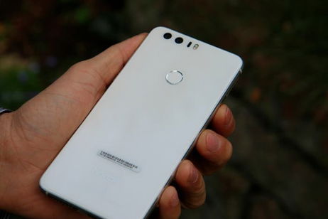 Prueba Android 7.1.1 Nougat en tu Honor 8 gracias a esta ROM CyanogenMod 14.1 Prueba Android 7.1.1 Nougat en tu Honor 8 gracias a esta ROM CyanogenMod 14.1