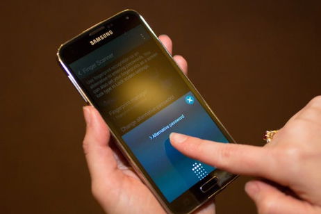 Descubre cómo encender la pantalla de tu Samsung Galaxy S5 sin tocarlo Descubre cómo encender la pantalla de tu Samsung Galaxy S5 sin tocarlo