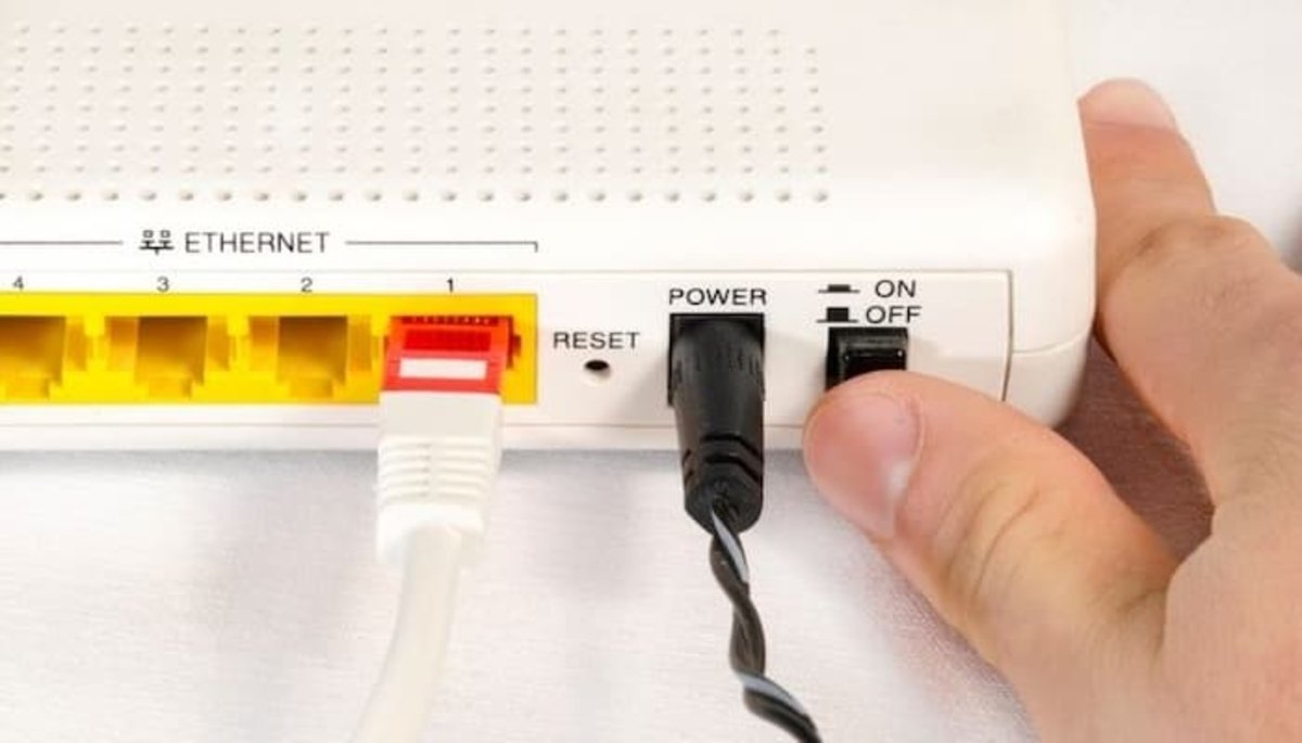 Apagar y volver a encender el router suele solucionar muchos de los problemas del router