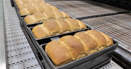 Este vídeo resuelve uno de los grandes enigmas de la humanidad: así se fabrica el pan de molde