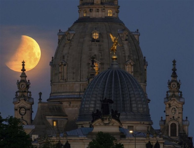 La escuela de arte de Dresden fue testigo de excepción de este evento lunar