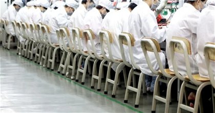 Las medidas COVID hartan a los trabajadores en Shangai: revueltas en las factorías de Apple y Tesla