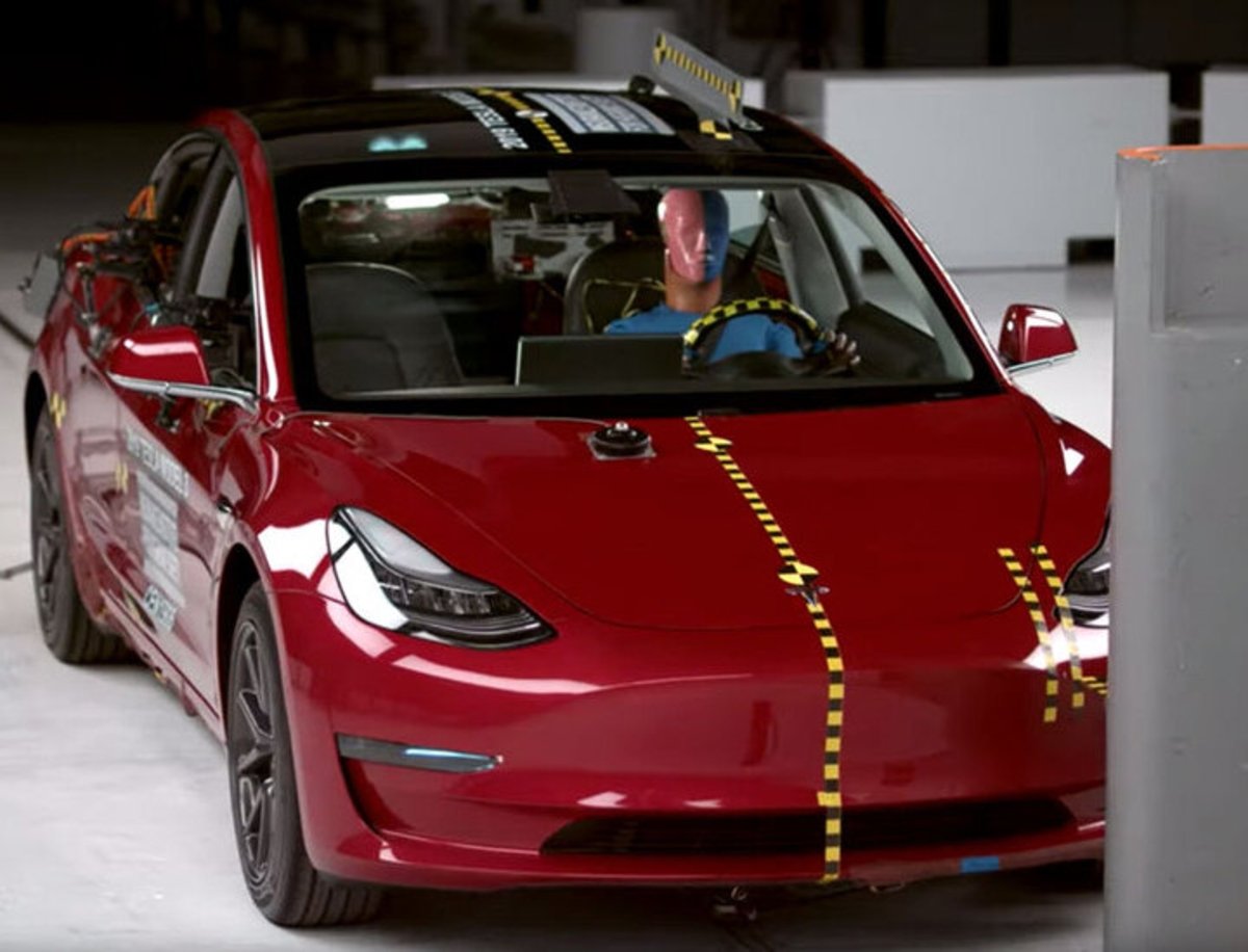 Tesla vehicles perform well in road safety tests, but still... they are suspended