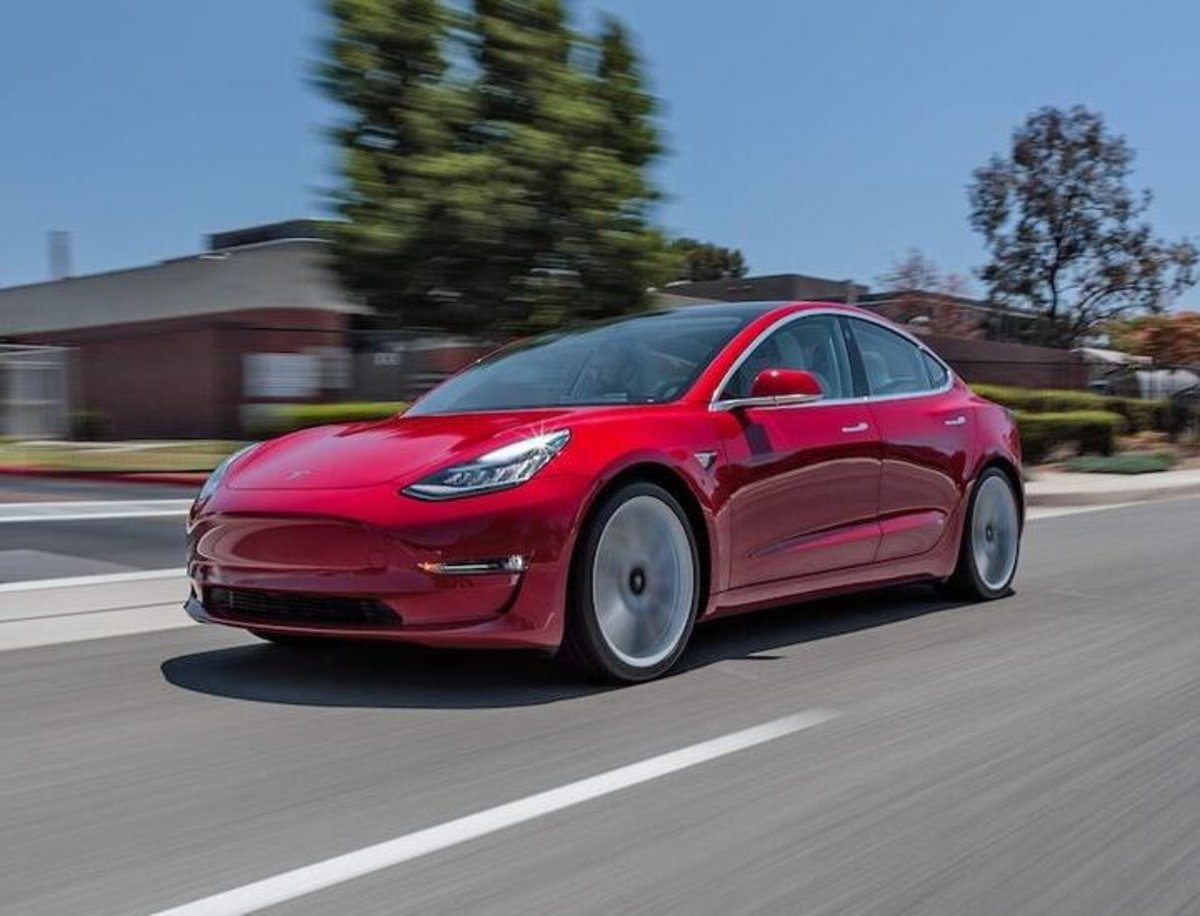 Si buscas un coche eléctrico con gran autonomía, estos son los 5 modelos más destacados en 2022