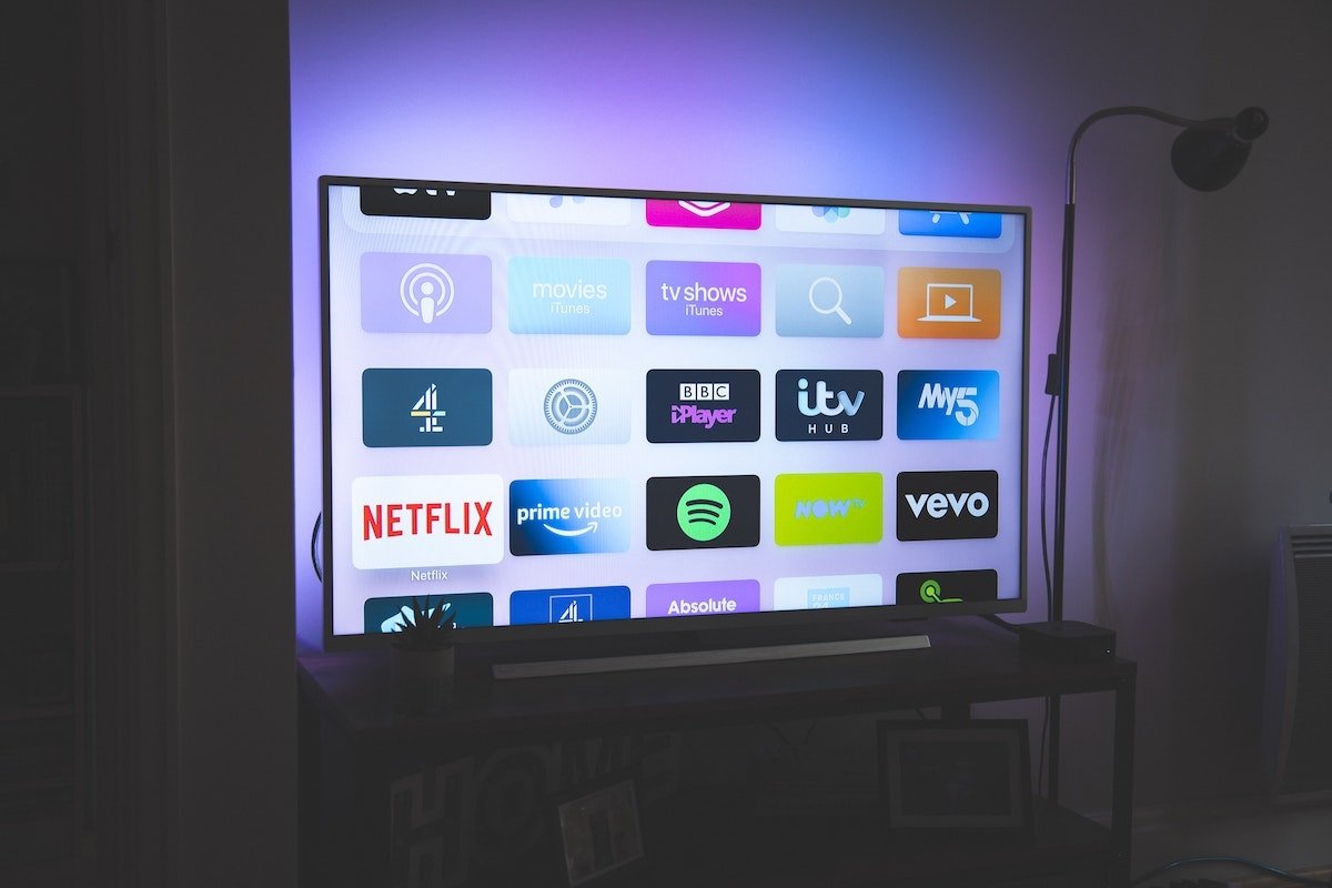 Sistemas Operativos de smart TV lista con los mejores
