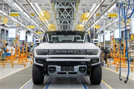 General Motors está produciendo 12 Hummer eléctricos cada día. Hay 80.000 personas en lista de espera