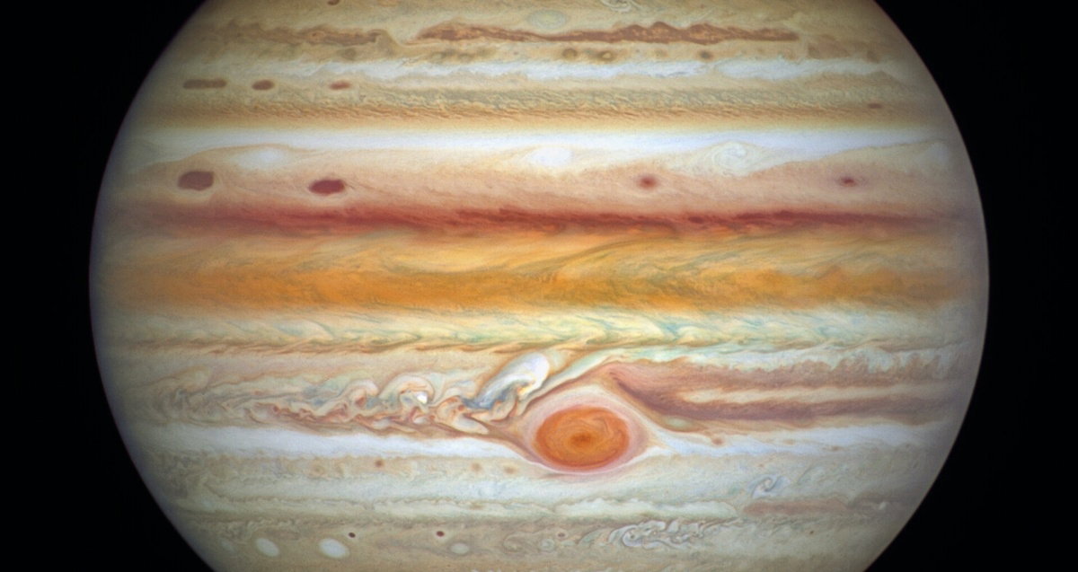 Imagen de Júpiter tomada por el telescopio espacial Hubble en el año 2021