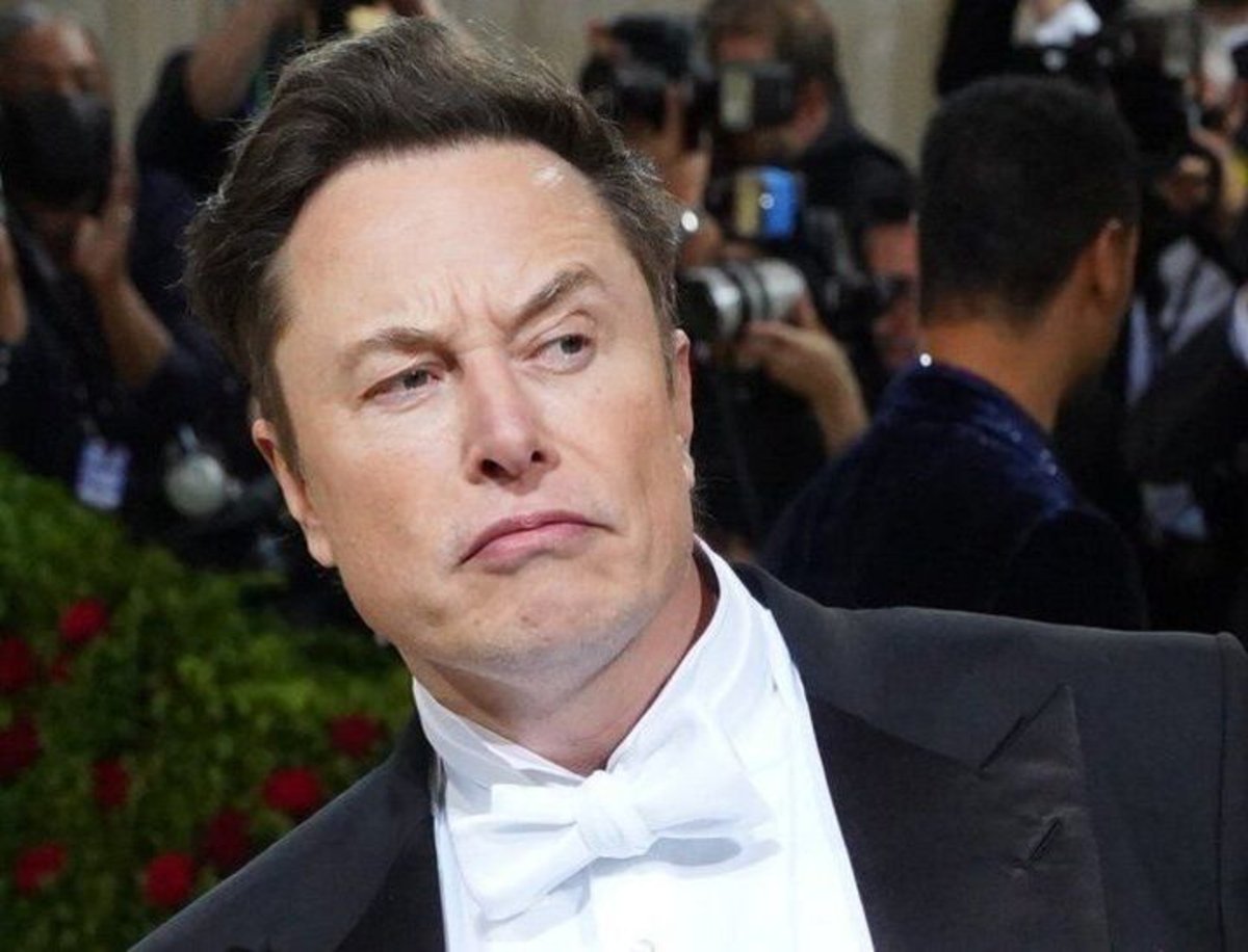 Elon Musk agita el mercado vendiendo casi 7.000 millones en acciones de Tesla, y Twitter tiene mucho que ver